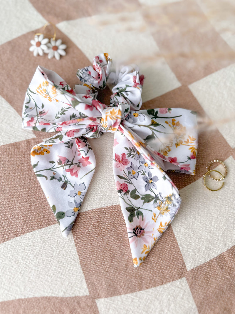 Summer Floral Scrunchie Scarf