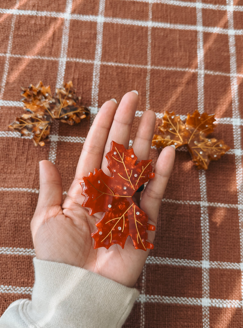 Fall Leaf Hairclaw